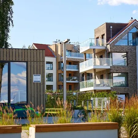 E18 W Nautica Nad Jeziorem W Gizycku