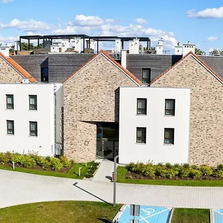 E18 W Nautica Nad Jeziorem W Gizycku