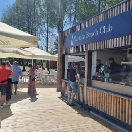 E18 W Nautica Nad Jeziorem W Gizycku