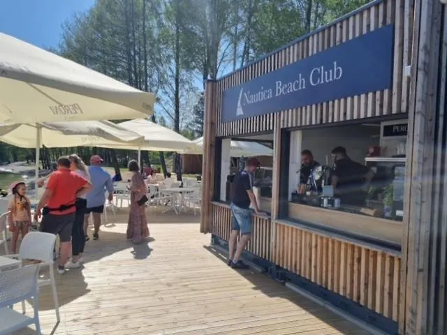 E18 W Nautica Nad Jeziorem W Giżycku